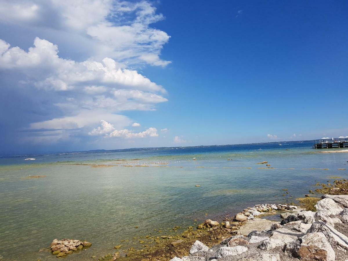 King' S Apartment Sirmione Exterior foto